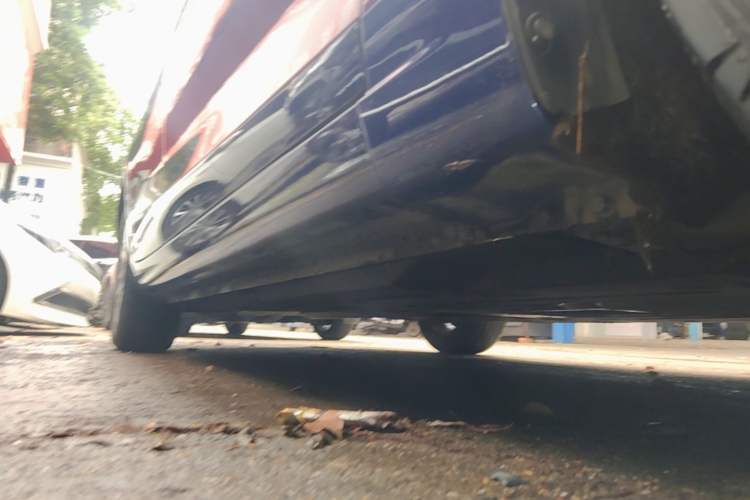 Used Hongqi H5 2019 30TD Dynamic Edition Right Side Sill