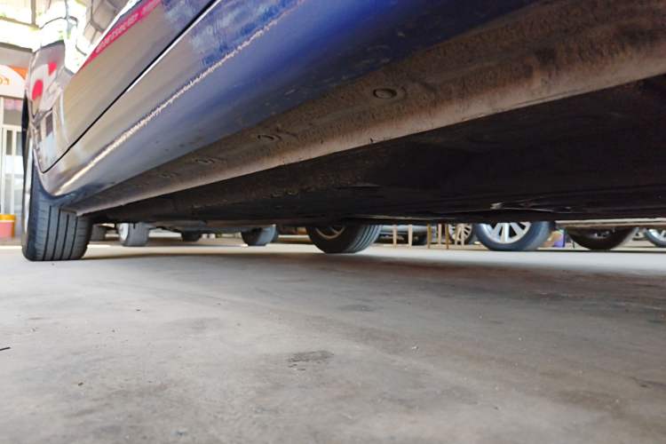 Used Hongqi H5 2019 30TD Dynamic Edition Right Side Sill
