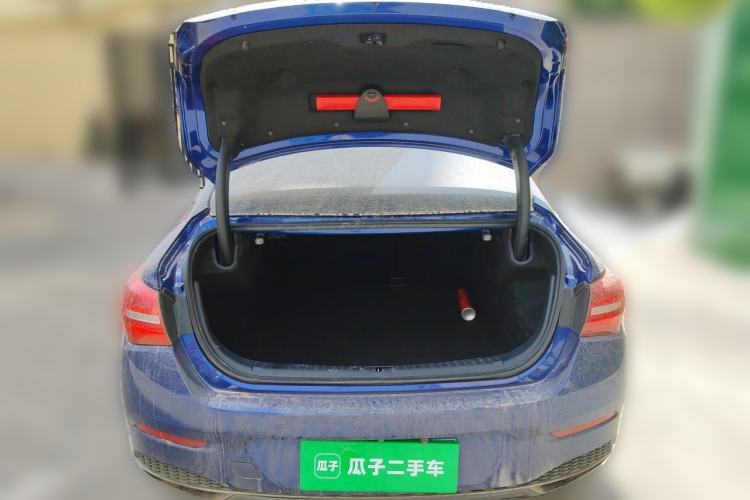 Used Hongqi H5 2019 30TD Dynamic Edition Trunk