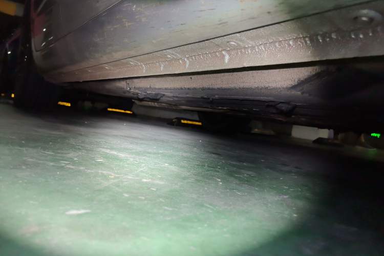 Used Hongqi H5 2019 30TD Dynamic Edition Chassis Front Right