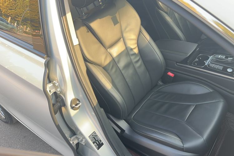 Used Hongqi H5 2019 30TD Smart Connect Dynamic Edition Right Front Seat