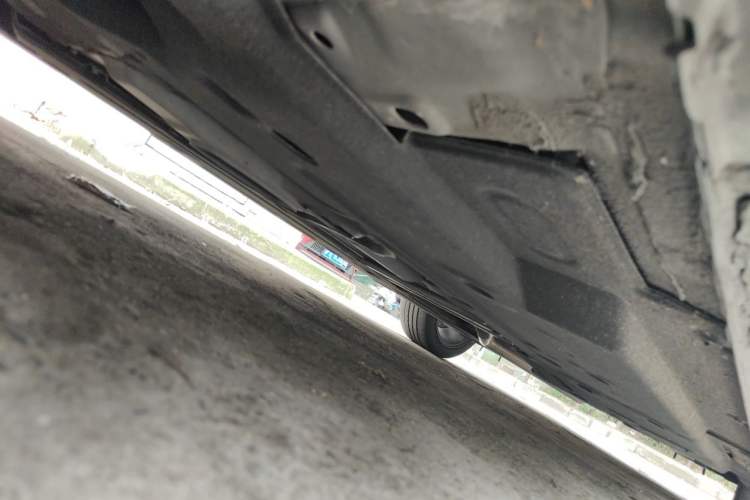 Used Hongqi H5 2019 30TD Smart Connect Dynamic Edition Chassis Front Left