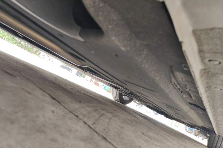 Used Hongqi H5 2019 30TD Smart Connect Dynamic Edition Chassis Rear Right