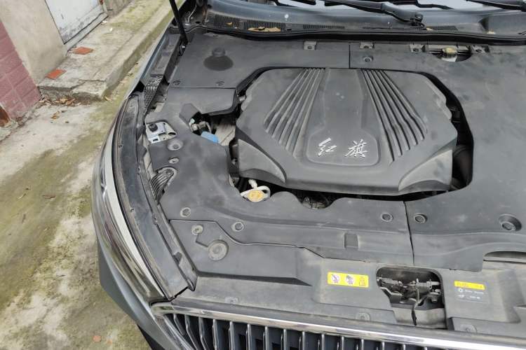 Used Hongqi H5 2019 30TD Smart Connect Dynamic Edition Engine Bay Right