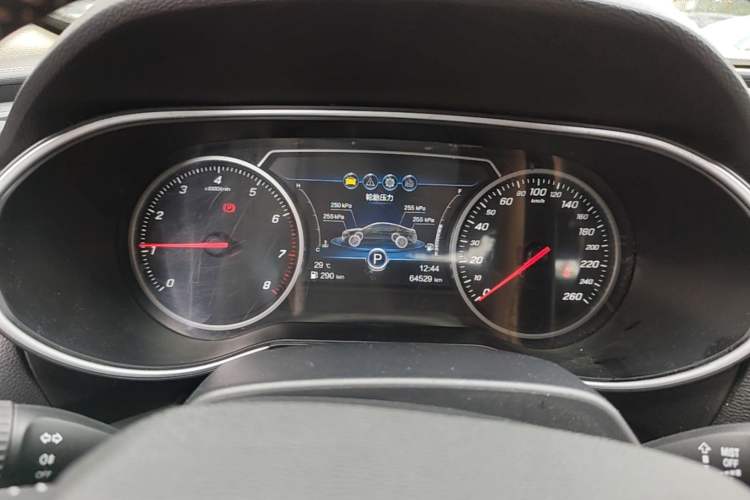 Used Hongqi H5 2019 30TD Dynamic Edition Instrument Cluster