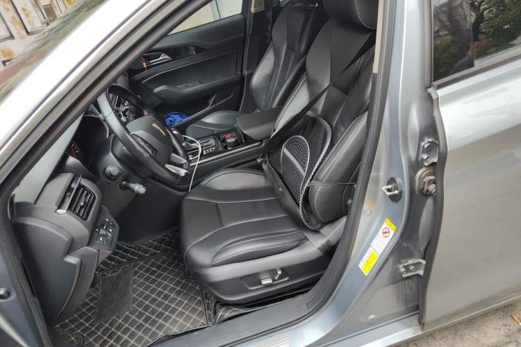 Used Hongqi H5 2019 30TD Smart Connect Dynamic Edition Left Front Seat