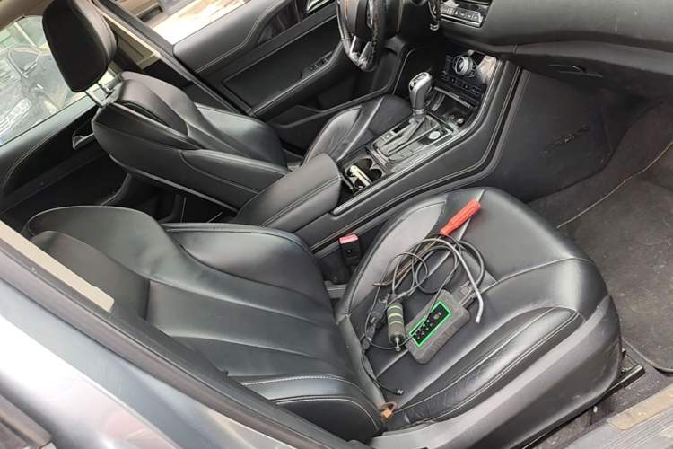Used Hongqi H5 2019 30TD Dynamic Edition Right Front Seat
