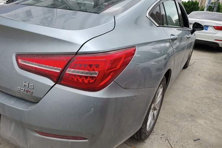 Used Hongqi H5 2019 30TD Dynamic Edition Right Rear Taillight