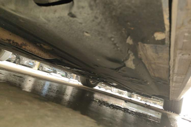 Used Hongqi H5 2019 30TD Dynamic Edition Chassis Rear Right