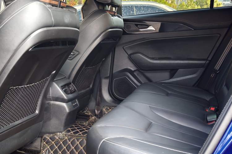 Used Hongqi H5 2019 30TD Smart Connect Dynamic Edition Interior 3