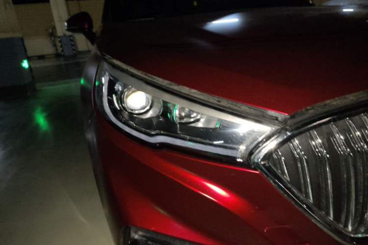 Used Hongqi H5 2019 30TD Dynamic Edition Right Front Headlight
