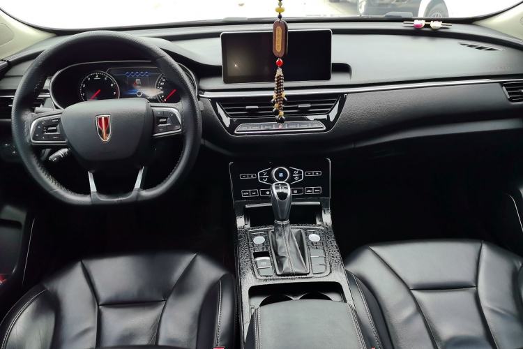 Used Hongqi H5 2019 30TD Dynamic Edition Center Console