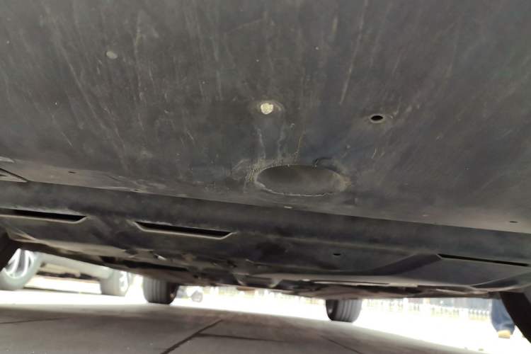 Used Hongqi H5 2019 30TD Dynamic Edition Chassis Rear