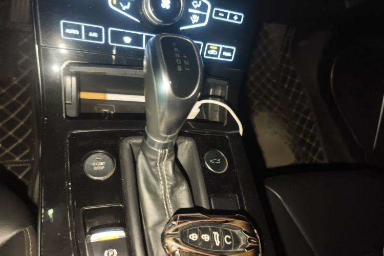 Used Hongqi H5 2019 30TD Dynamic Edition Gear Lever