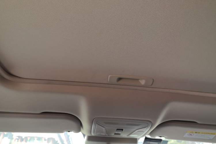 Used Hongqi H5 2019 30TD Dynamic Edition Headliner