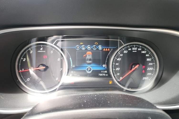 Used Hongqi H5 2019 30TD Smart Connect Dynamic Edition Instrument Cluster