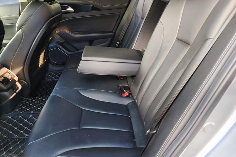 Used Hongqi H5 2019 30TD Dynamic Edition Left Rear Seat