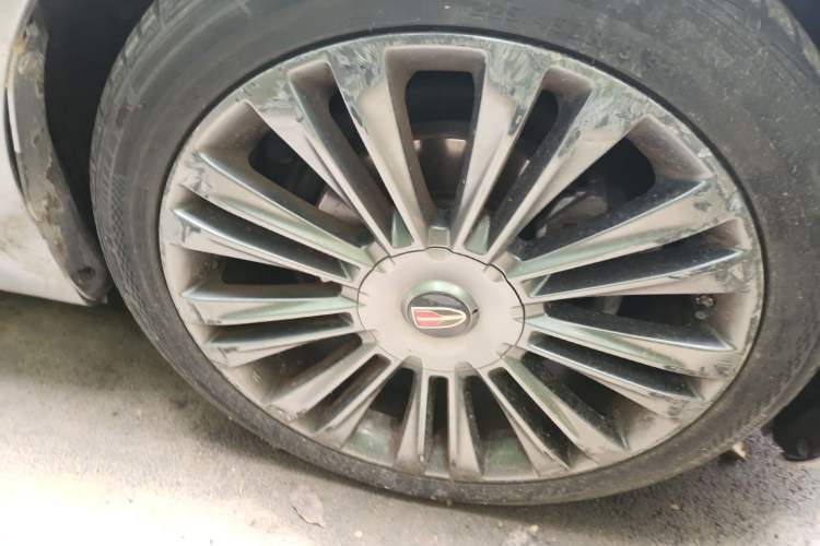 Used Hongqi H5 2019 30TD Smart Connect Dynamic Edition Right Front Wheel Hub