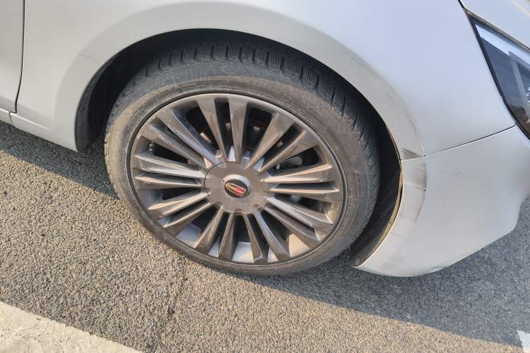 Used Hongqi H5 2019 30TD Smart Connect Dynamic Edition Right Front Wheel Hub