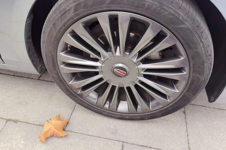 Used Hongqi H5 2019 30TD Dynamic Edition Right Front Wheel Hub