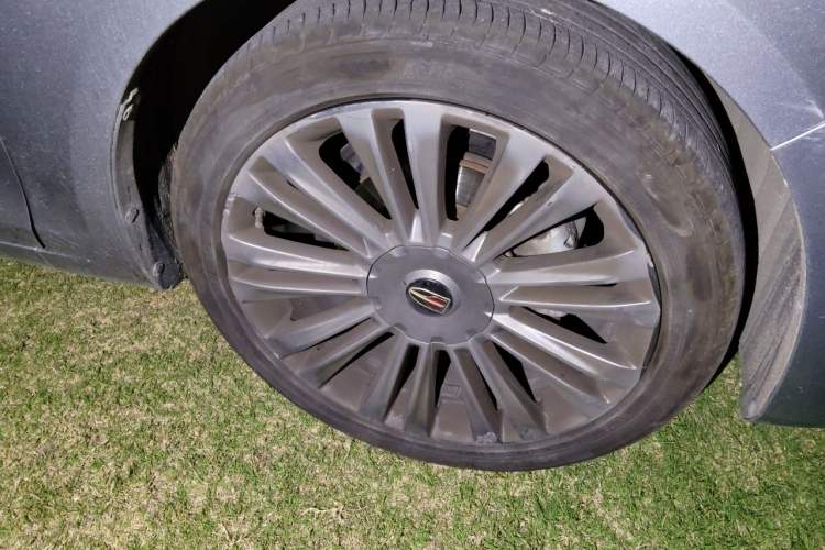 Used Hongqi H5 2019 30TD Smart Connect Dynamic Edition Right Front Wheel Hub