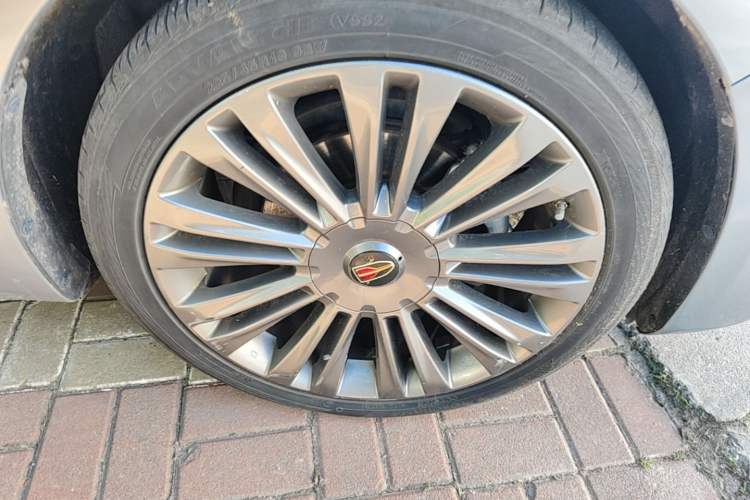 Used Hongqi H5 2019 30TD Dynamic Edition Right Front Wheel Hub