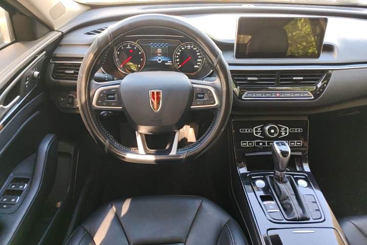 Used Hongqi H5 2019 30TD Dynamic Edition Steering Wheel