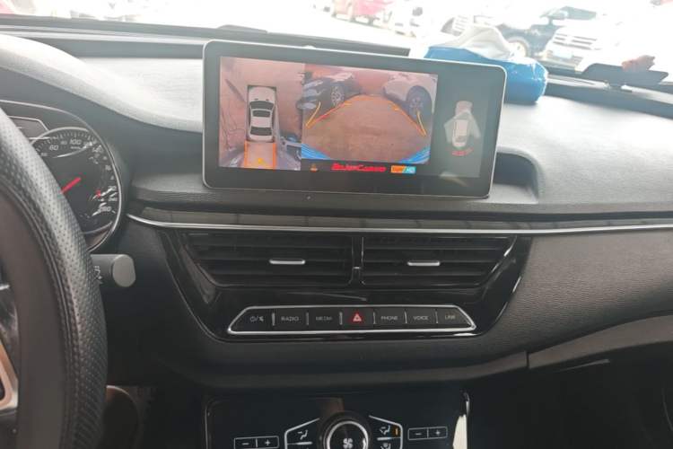 Used Hongqi H5 2019 30TD Dynamic Edition Audio And AC Panel
