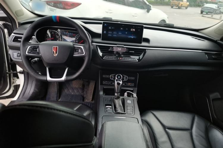 Used Hongqi H5 2019 30TD Smart Connect Dynamic Edition Center Console