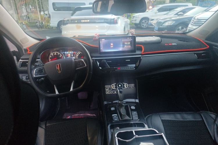 Used Hongqi H5 2019 30TD Smart Connect Dynamic Edition Center Console