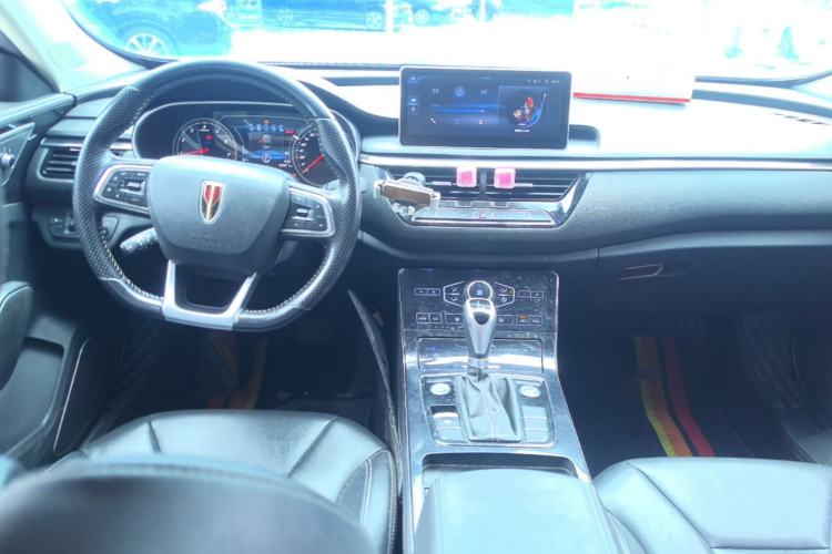 Used Hongqi H5 2019 30TD Dynamic Edition Center Console