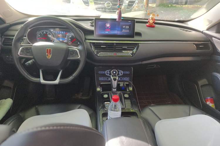 Used Hongqi H5 2019 30TD Smart Connect Dynamic Edition Center Console