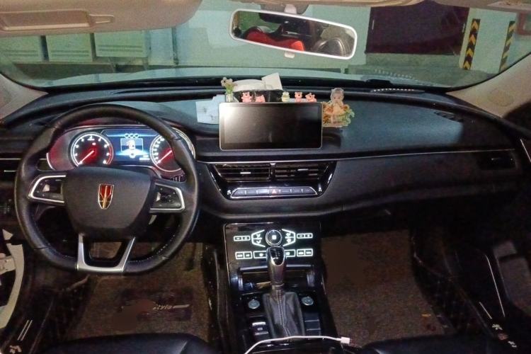 Used Hongqi H5 2019 30TD Dynamic Edition Center Console