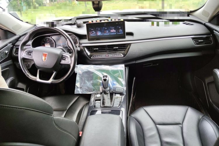 Used Hongqi H5 2019 30TD Dynamic Edition Center Console