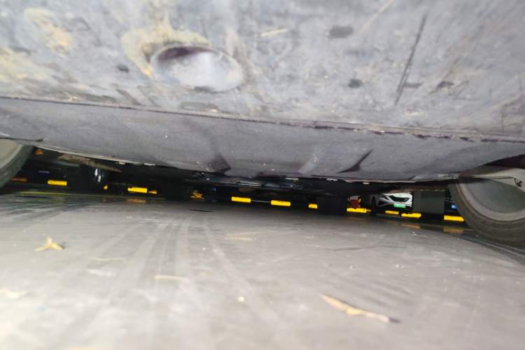 Used Hongqi H5 2019 30TD Smart Connect Dynamic Edition Chassis Front