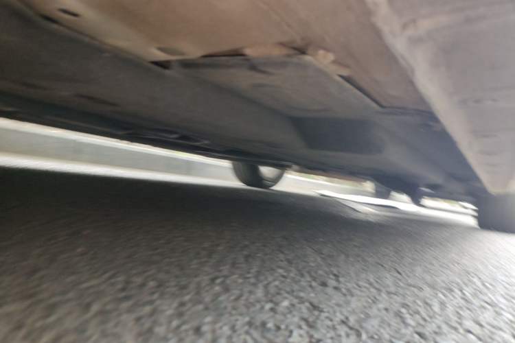 Used Hongqi H5 2019 30TD Dynamic Edition Chassis Front Left