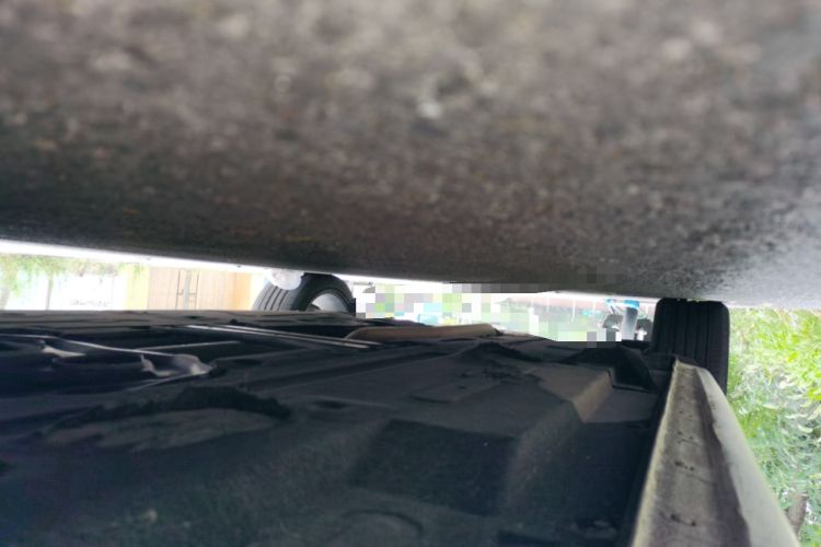 Used Hongqi H5 2019 30TD Smart Connect Dynamic Edition Chassis Front Right