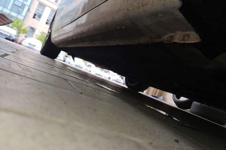 Used Hongqi H5 2019 30TD Smart Connect Dynamic Edition Chassis Front Right