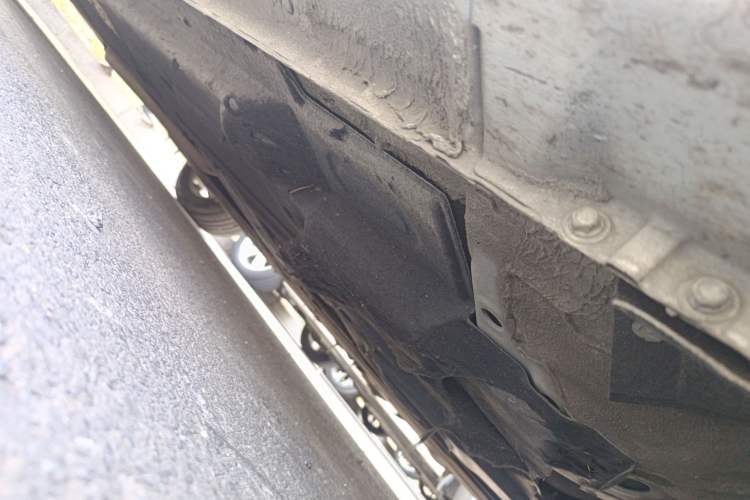 Used Hongqi H5 2019 30TD Dynamic Edition Chassis Front Right