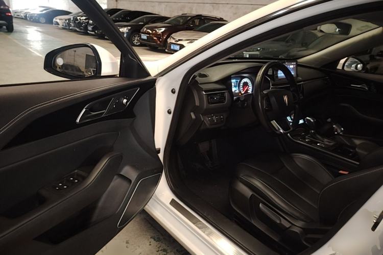 Used Hongqi H5 2019 30TD Dynamic Edition Driver Seat