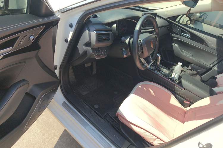 Used Hongqi H5 2019 30TD Dynamic Edition Driver Seat