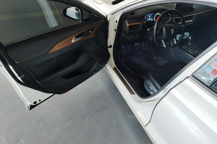 Used Hongqi H5 2019 30TD Smart Connect Dynamic Edition Driver Seat