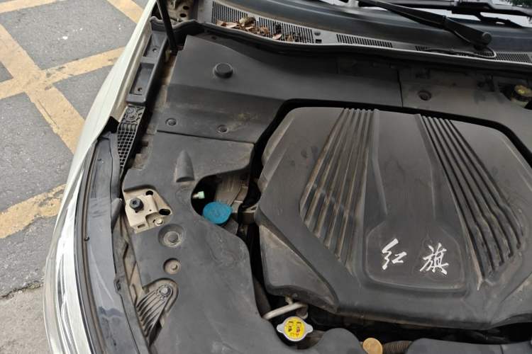 Used Hongqi H5 2019 30TD Dynamic Edition Engine Bay Right