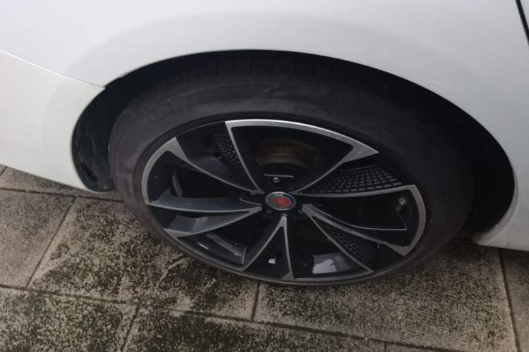 Used Hongqi H5 2019 30TD Smart Connect Dynamic Edition Exterior 5
