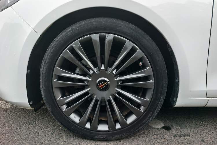 Used Hongqi H5 2019 30TD Smart Connect Dynamic Edition Exterior 8