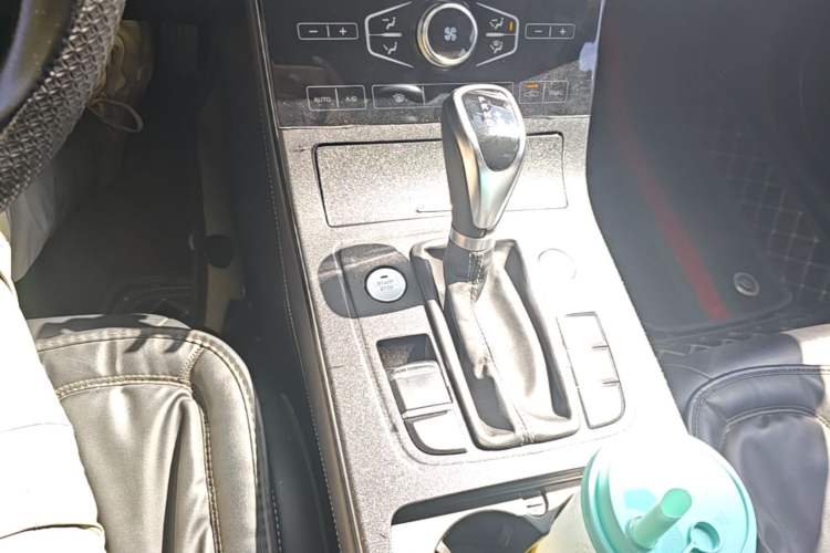 Used Hongqi H5 2019 30TD Dynamic Edition Gear Lever