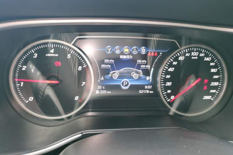 Used Hongqi H5 2019 30TD Smart Connect Dynamic Edition Instrument Cluster