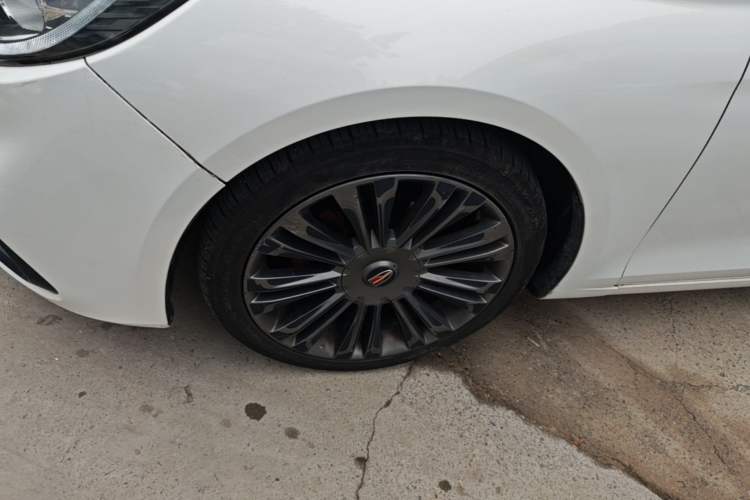 Used Hongqi H5 2019 30TD Smart Connect Dynamic Edition Left Front Wheel Hub