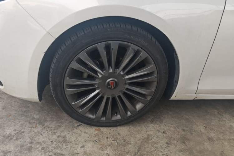 Used Hongqi H5 2019 30TD Dynamic Edition Left Front Wheel Hub