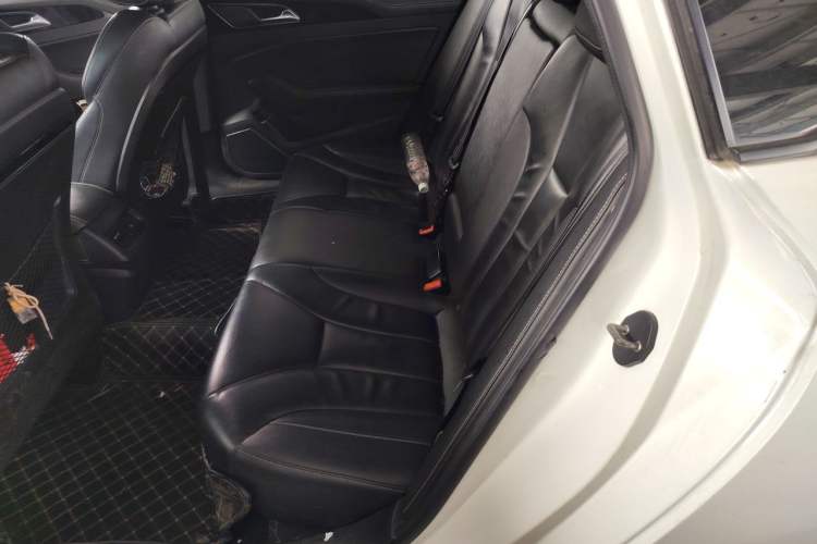 Used Hongqi H5 2019 30TD Dynamic Edition Left Rear Seat